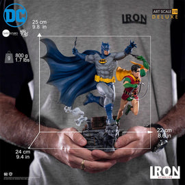 IRON Studios: DC Comics - Batman y Robin Deluxe Escala de Arte 1/10